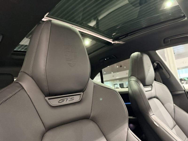 Porsche Macan bild 29