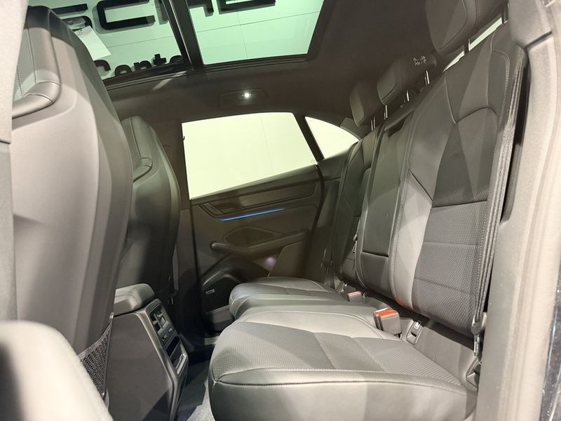 Porsche Macan bild 26