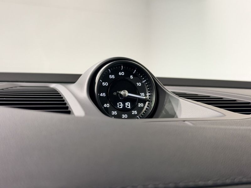 Porsche Macan bild 25