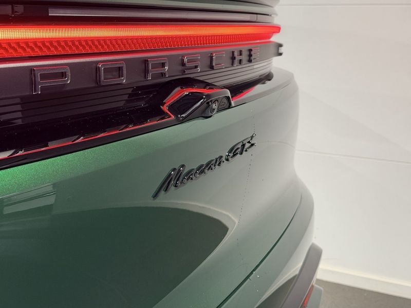 Porsche Macan bild 15