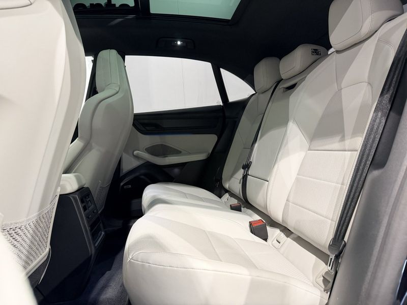 Porsche Macan bild 23
