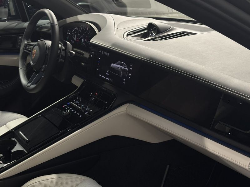 Porsche Panamera bild 16