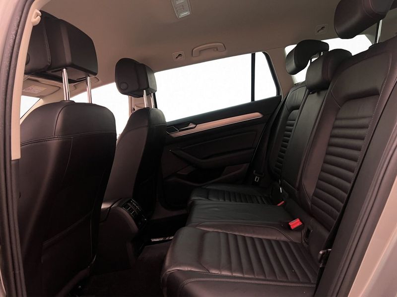 Volkswagen Passat bild 15
