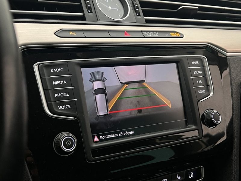 Volkswagen Passat bild 14