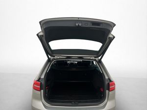 Volkswagen Passat bild 9