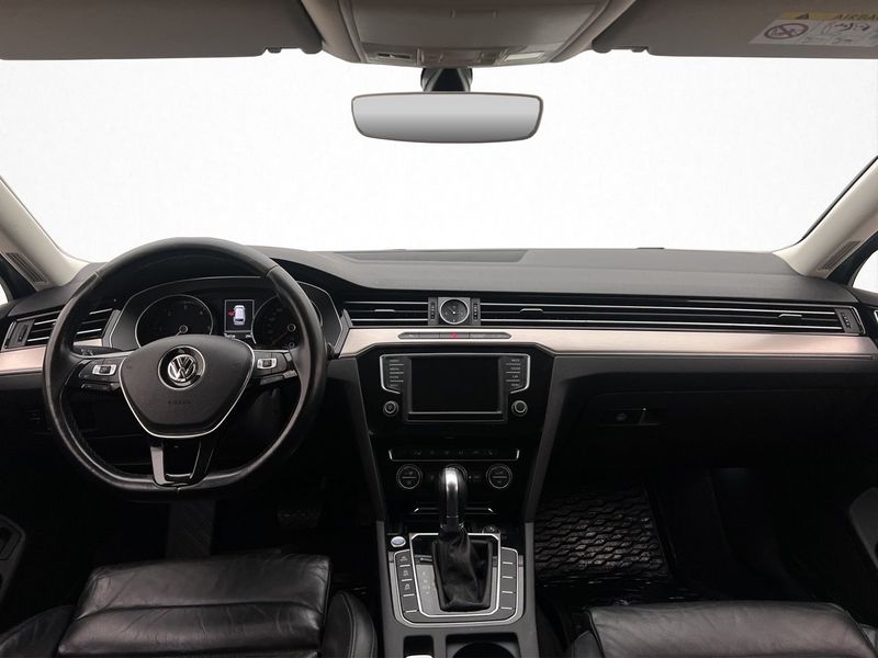 Volkswagen Passat bild 16