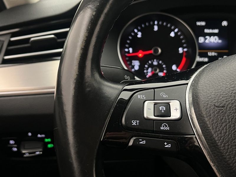 Volkswagen Passat bild 17