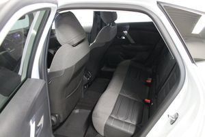 Citroen C4 X bild 8