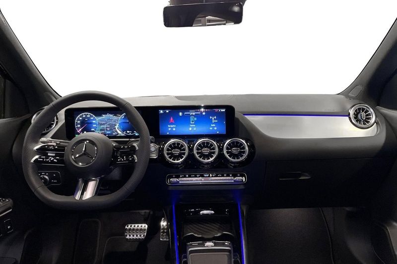 Mercedes GLA250 bild 8