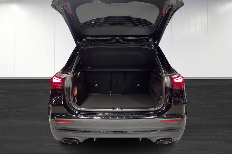 Mercedes GLA250 bild 15