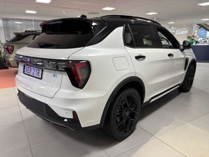 Lynk & Co 01 bild 2