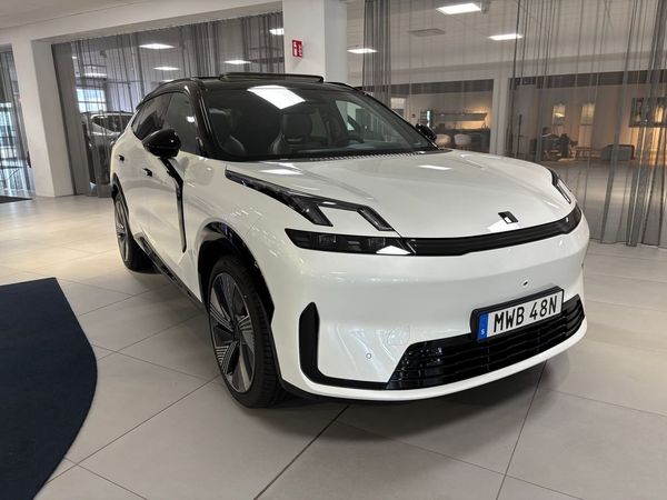 Lynk & Co 08 More PHEV - 2025
