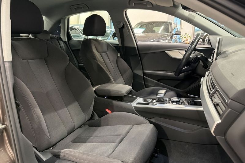Audi A4 bild 19
