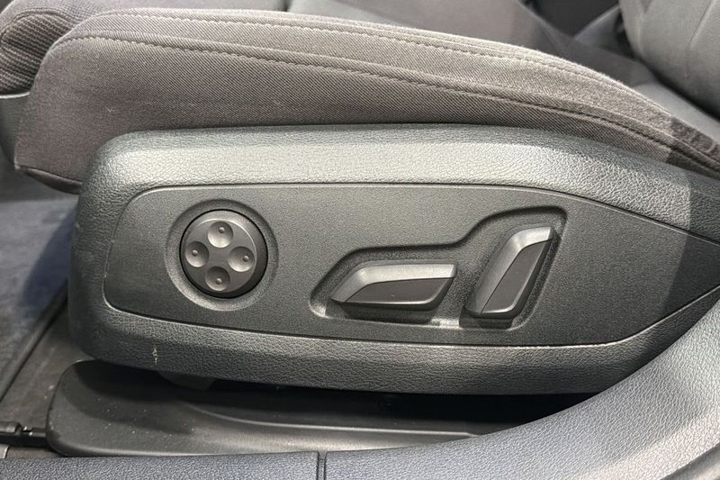 Audi A4 bild 17