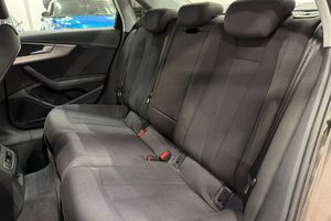 Audi A4 bild 22