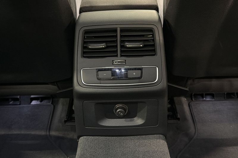 Audi A4 bild 21