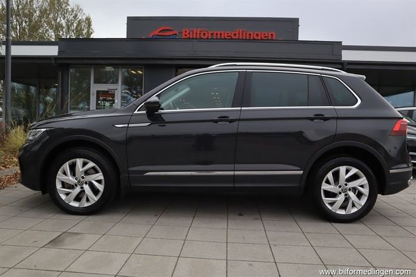 Volkswagen Tiguan 2.0 TDI 4Motion 200hk DSG Elegance 1 Ägare Drag - 2022