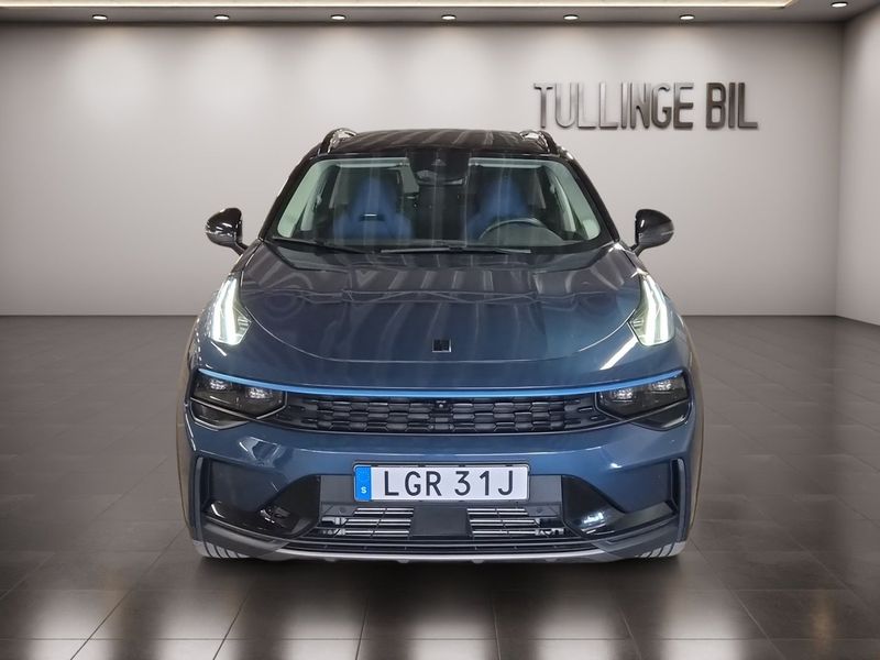 Lynk & Co 01 bild 8