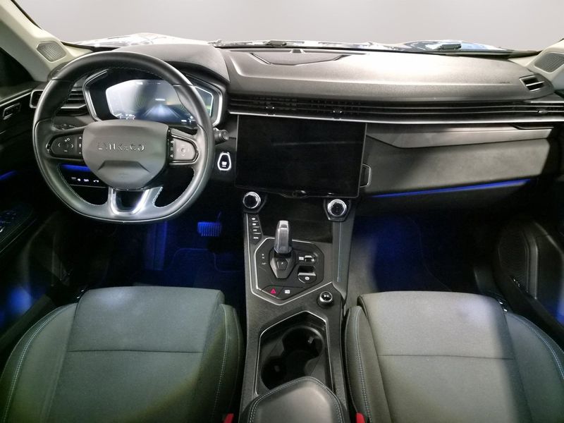 Lynk & Co 01 bild 14