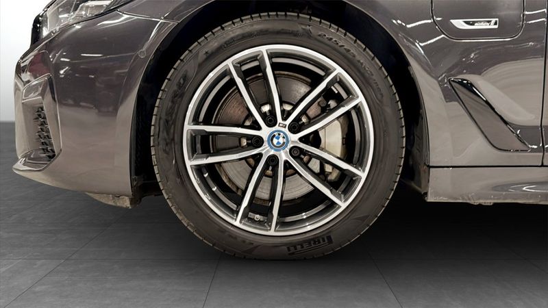 BMW 530 bild 9