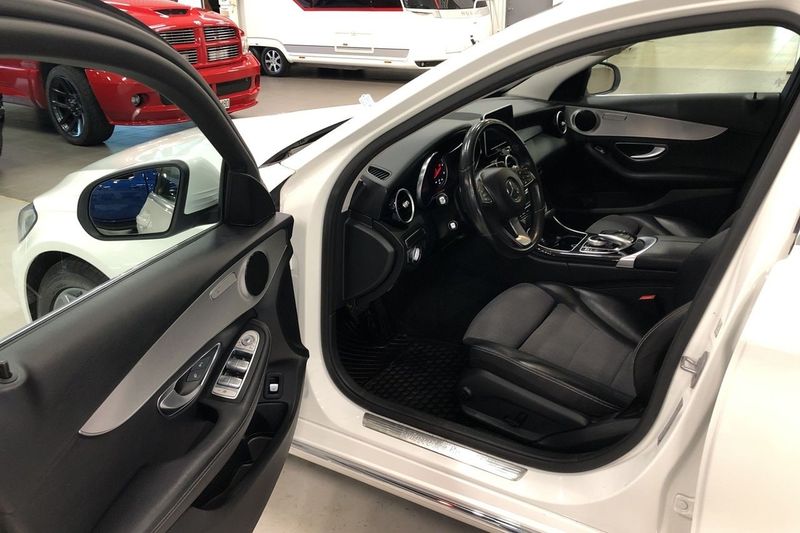 Mercedes C200 bild 8