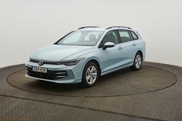 Volkswagen Golf Sportscombi 1.5 eTSI | Dragkrok | Parkeringsvärmare - 2026