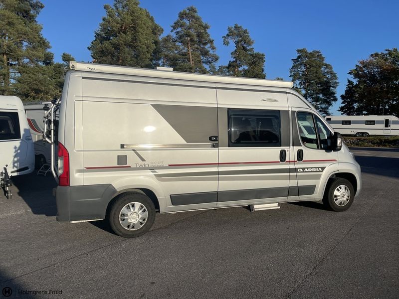 Adria Twin bild 2