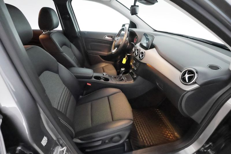 Mercedes B180 bild 14