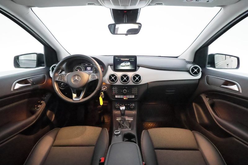 Mercedes B180 bild 9
