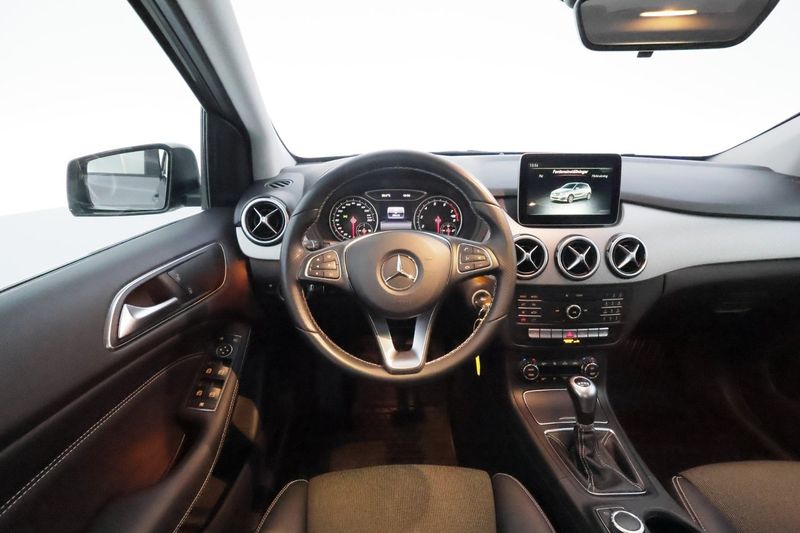 Mercedes B180 bild 10