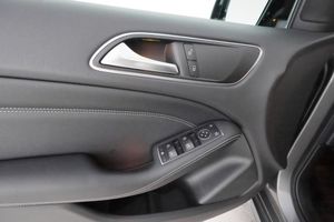 Mercedes B180 bild 18