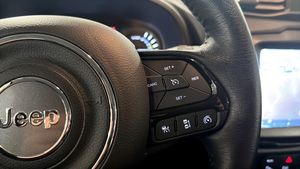 Jeep Renegade bild 12