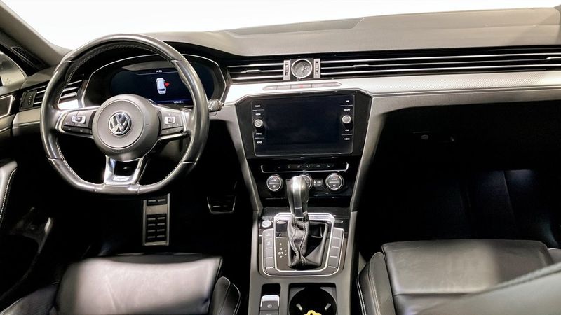 Volkswagen Passat bild 4