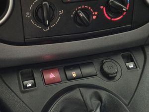 Peugeot Partner Tepee bild 17