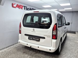 Peugeot Partner Tepee bild 6