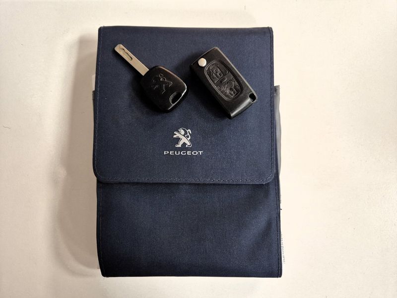Peugeot Partner Tepee bild 25