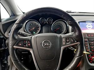 Opel Astra bild 7