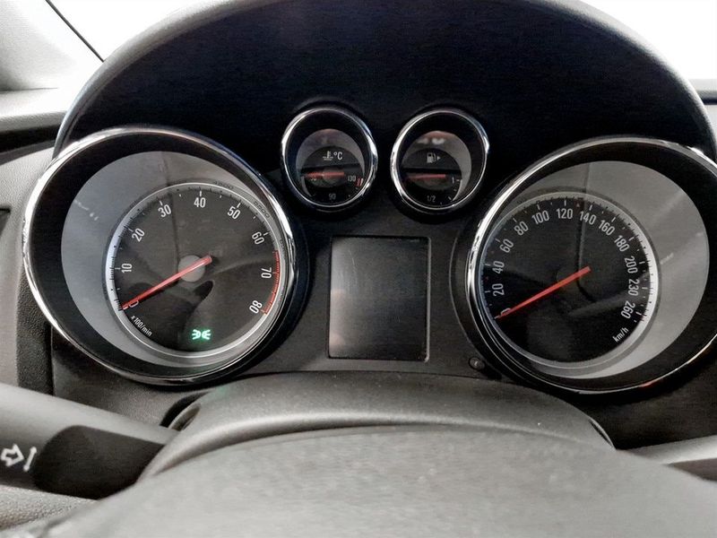 Opel Astra bild 8