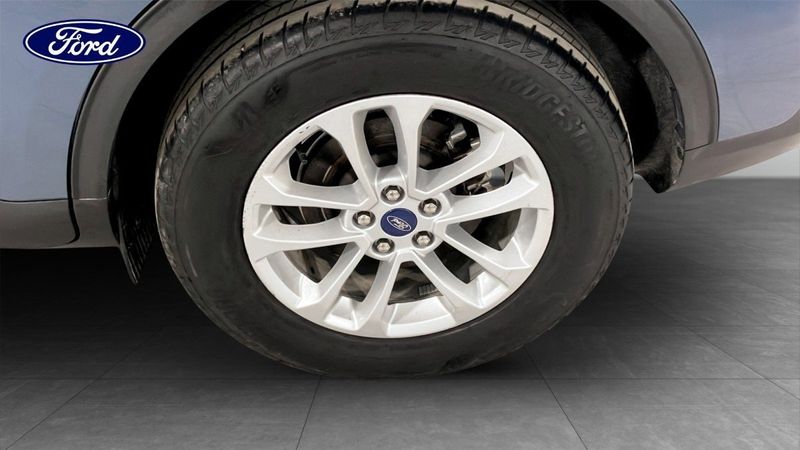 Ford Kuga bild 9