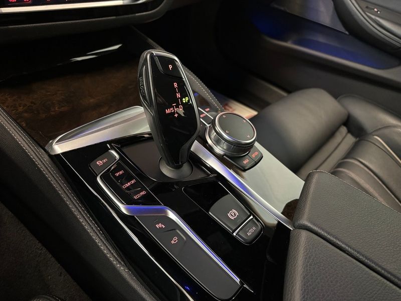 BMW 530 bild 11