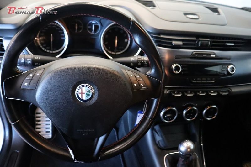 Alfa Romeo Giulietta bild 10