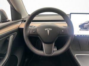 Tesla Model Y bild 22