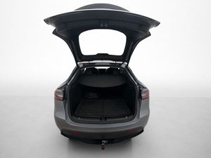 Tesla Model Y bild 16