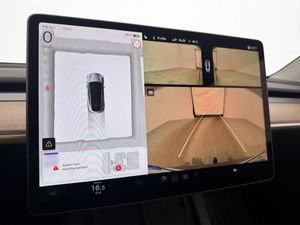Tesla Model Y bild 19