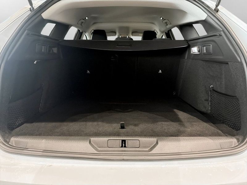 Peugeot 308 SW bild 15