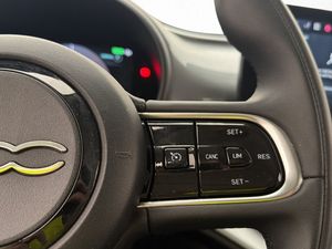 Fiat 500e bild 17