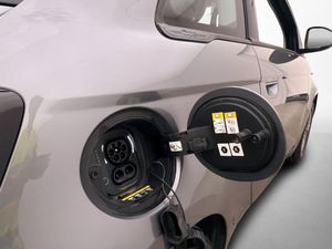 Fiat 500e bild 28