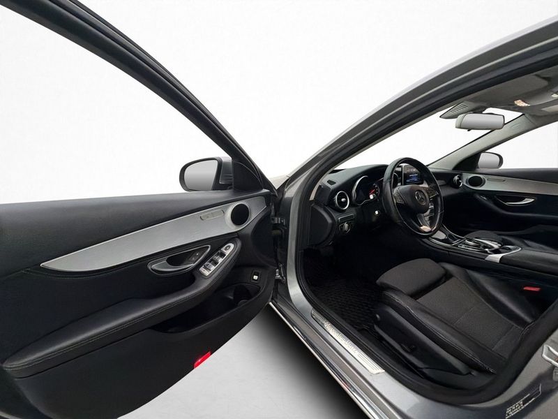 Mercedes C180 bild 9