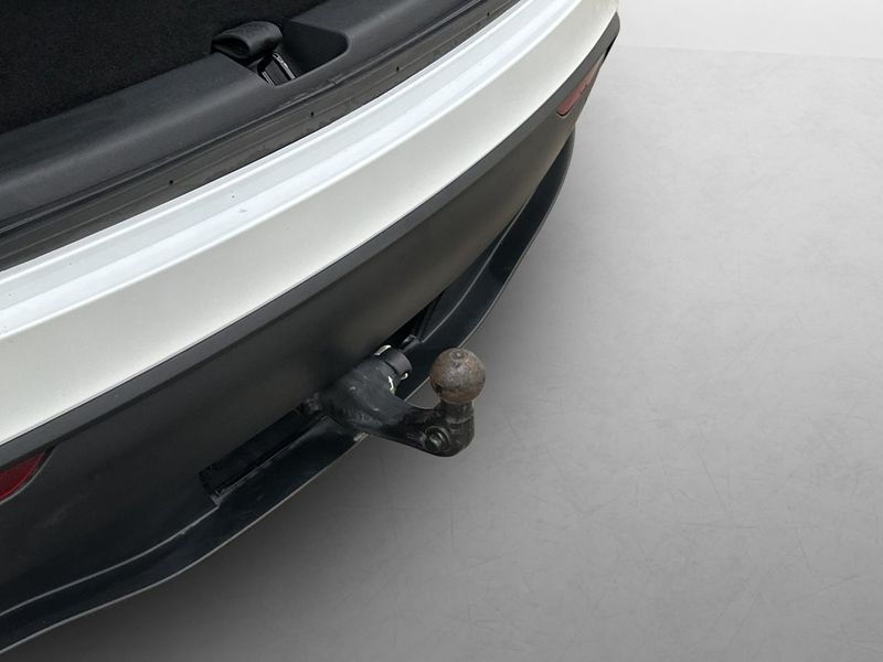 Tesla Model Y bild 10