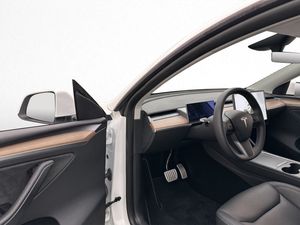 Tesla Model Y bild 11
